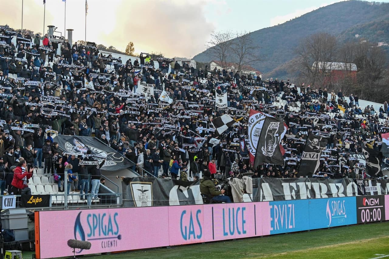 Spezia y Empoli repartieron puntos tras empatar 1-1 durante la jornada dominical en la Serie A. Marchizza y Nikolaou fueron los anotadores de la tarde y, con este resultado, ambos equipos se alejan del descenso.