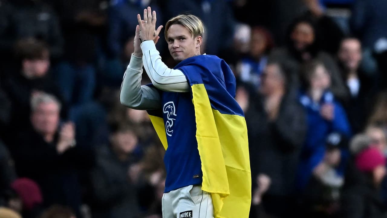 Shakhtar dona dinero a soldados ucranianos con la venta de Mudryk 