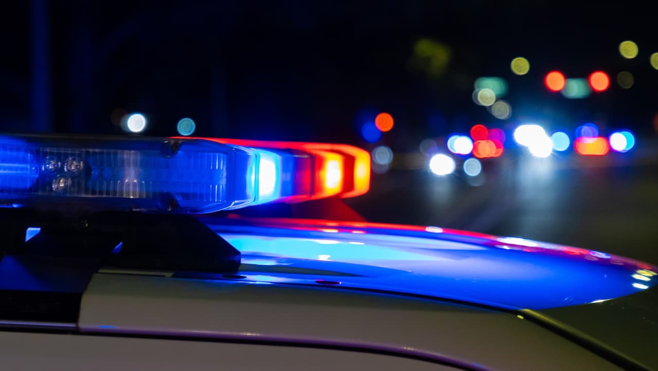 Mujer embarazada muere en Anaheim tras choque causado por presunto conductor intoxicado