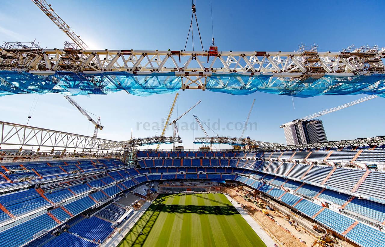 Las obras del Santiago Bernabéu continúan a marchas forzadas y ya se comienzan a completar estructuras importantes de la remodelación.