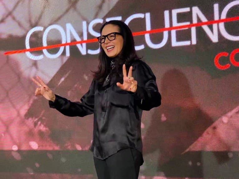 En ese entonces, Yolanda solo se limitó a responder que se había casado con una “mujer maravillosa, muy famosa y muy querida”.