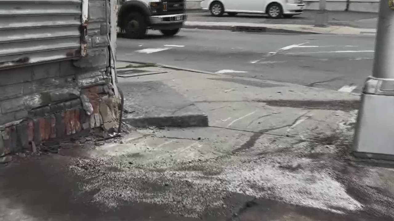 Patrullas chocan en Newark cuando perseguían al conductor de un BMW