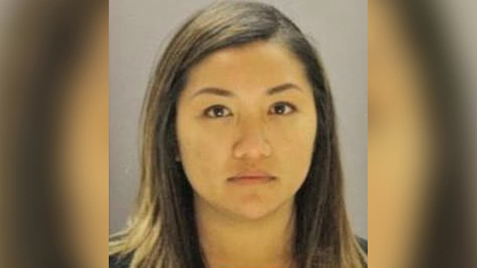 Una maestra de Dallas le pagó 28,000 a un alumno de 14 años con quien sostuvo relaciones sexuales