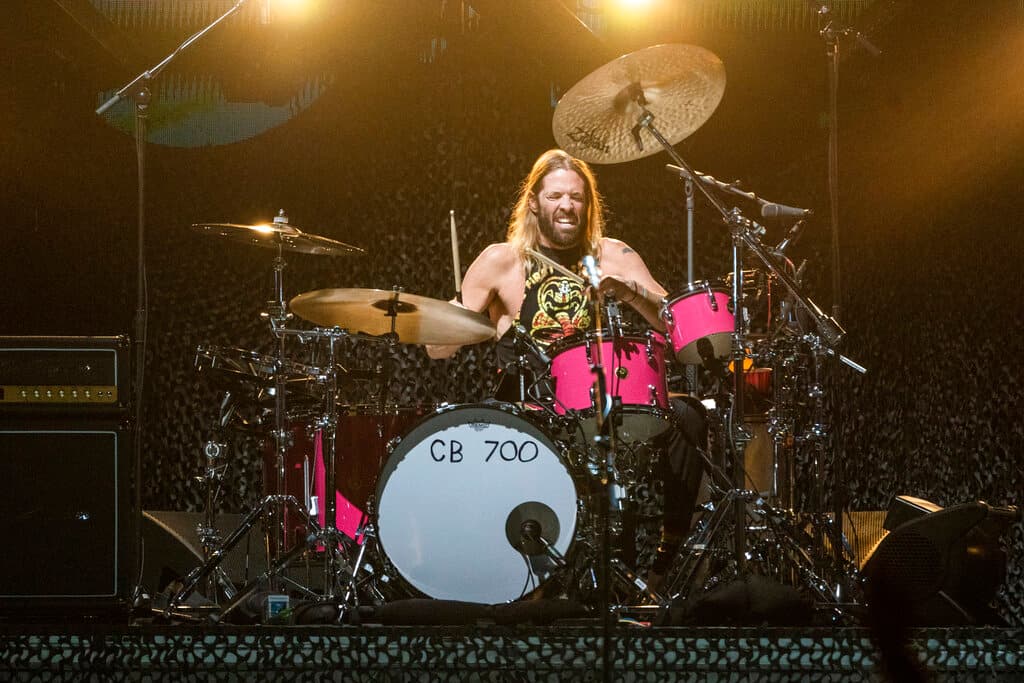 Muere en Colombia Taylor Hawkins, baterista de la banda Foo Fighters