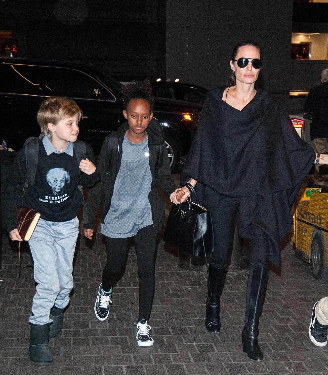 Al poco tiempo nacieron Shilo, así como los mellizos Vivienne y Knox.