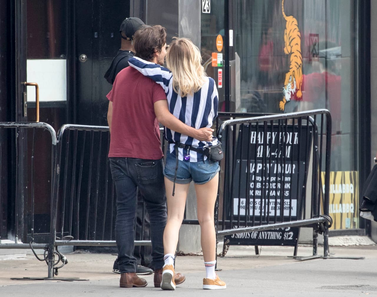 Esta no es la primera vez que son captados juntos con una actitud cariñosa. A principios de 2017, la pareja visitó Tulum, en Cancún, México.