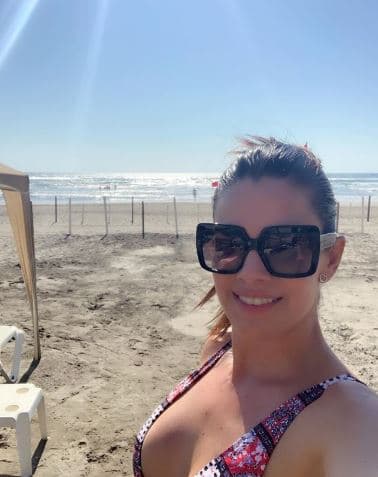 "[...] El estar ahí diario y el ya no ser interesante, ¡claro! Se pierde la relación. Pero uno está ahí porque tu mamá te dijo que tú lo tenías que atender y que no podías salir [...] Todo eso que te decían hace muchos años, tú lo traes [...]", explicó.