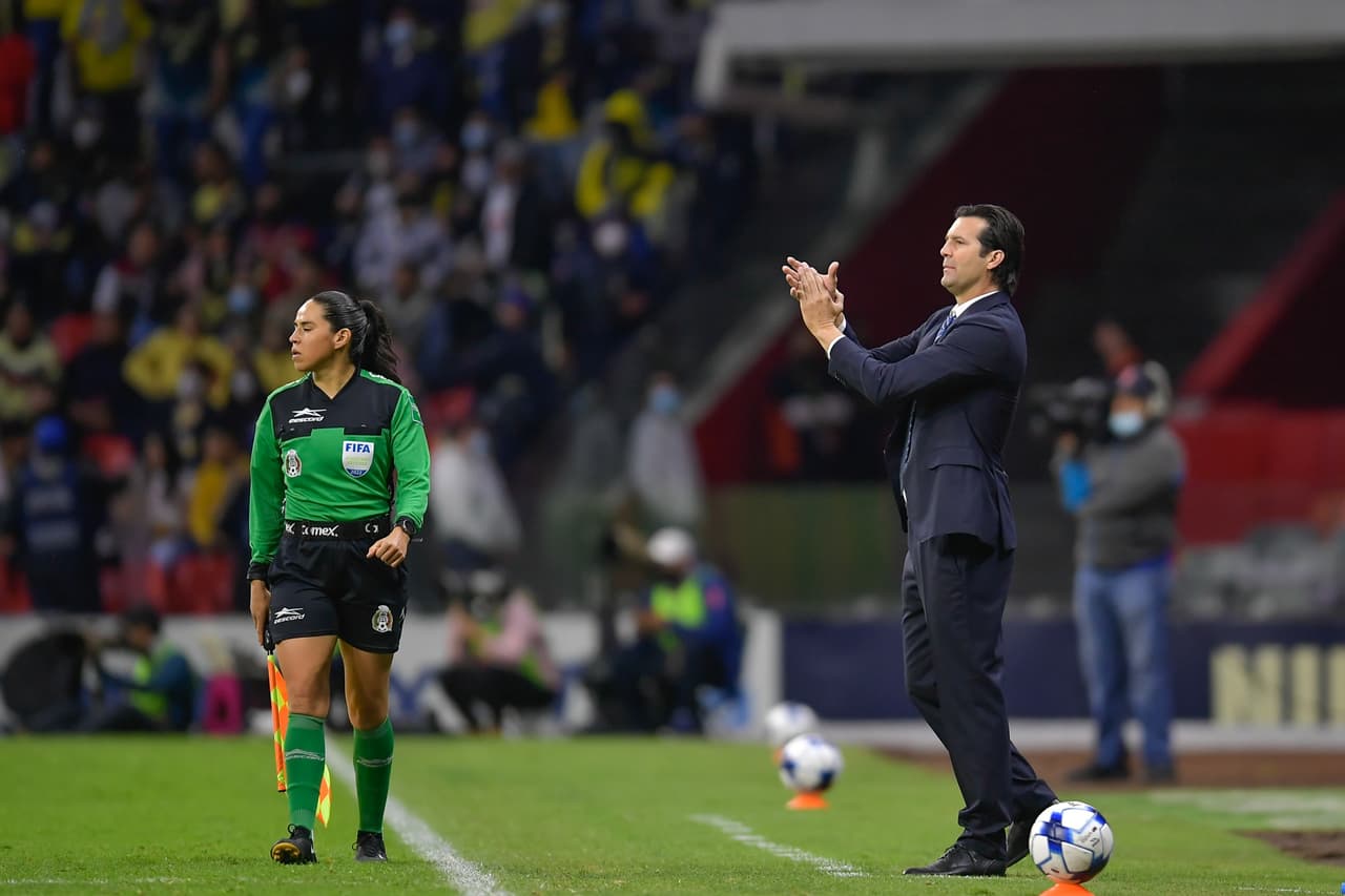 Atlético de San Luis le dio un ‘baile’ al América y lo estaba goleando con tantos de Bilbao, Hernández y Berterame, pero en los últimos minutos las Águilas tuvieron una reacción que no alcanzó gracias a los goles de Roger y Henry.