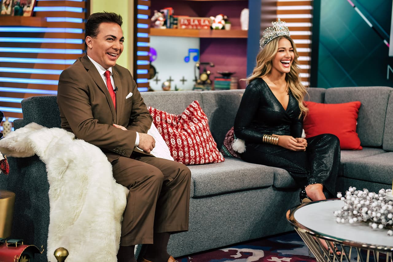 Resulta que durante los números de Nuestra Belleza Latina en los que participó el cantante pudo admirar la belleza de Migbeli, y parece quedó flechado.