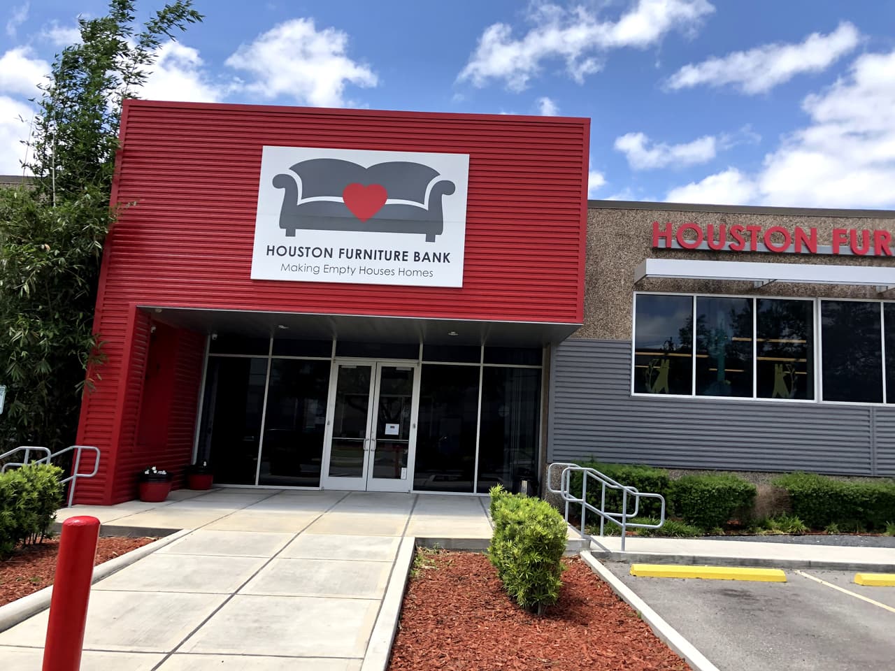 Houston Furniture Bank ha beneficiado a más de 80,000 personas desde 1992.