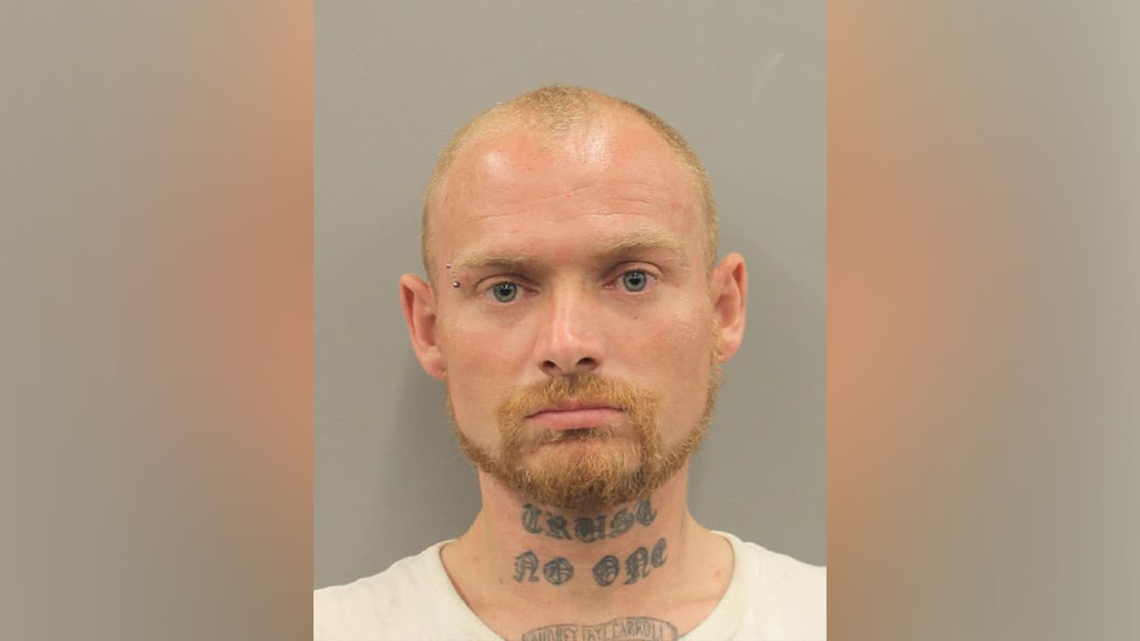 Chance Allen Burandt, está acusado de posesión de sustancias controladas.