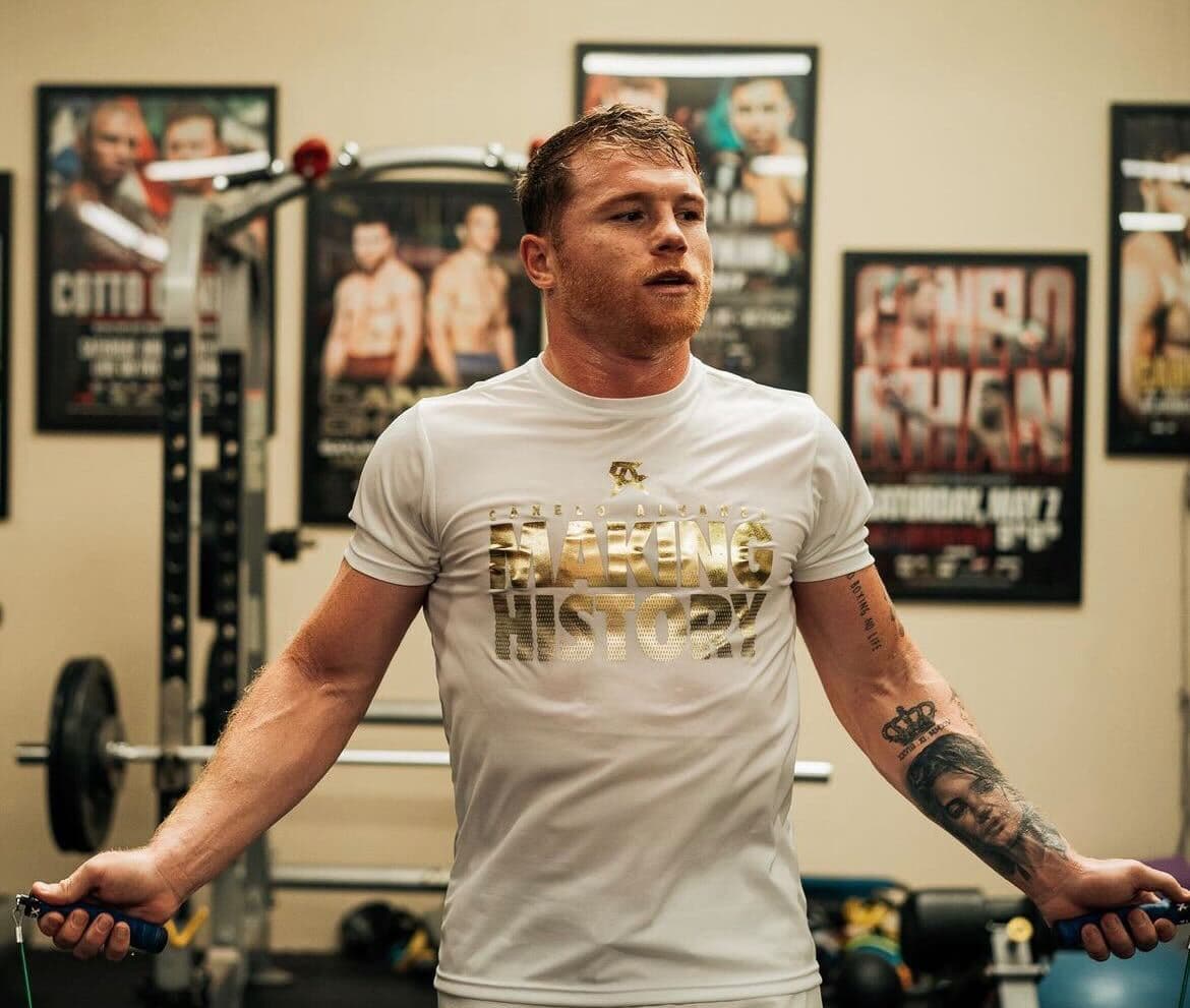'Canelo' Álvarez tiene cerca de 14 tatuajes en su cuerpo.