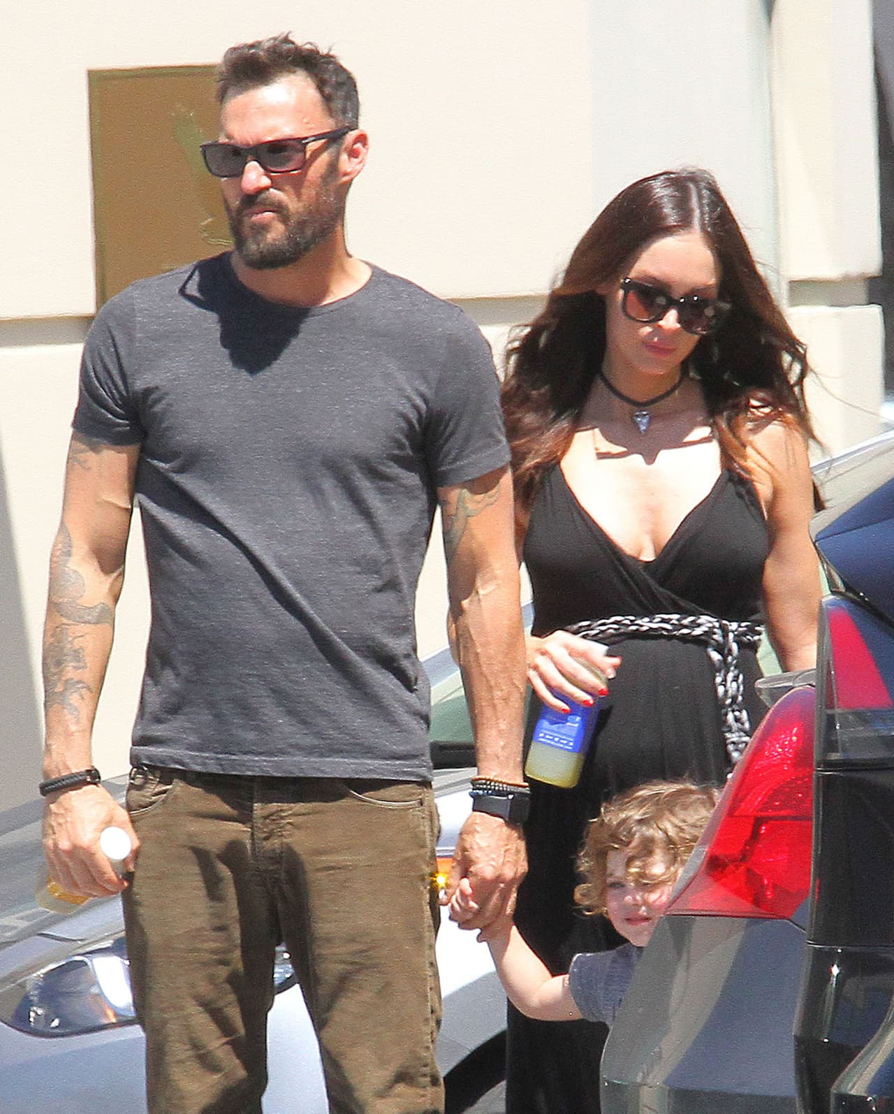 Paseando como una familia.