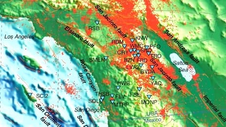 El "gran recodo" es la zona donde la falla de San Andrés hace curva hacia el oeste, en las montañas de San Bernardino, y donde las cuatro fallas se conectan.
