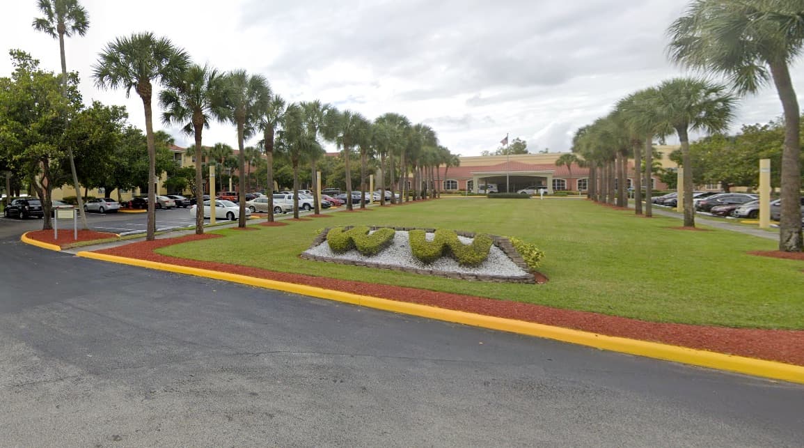 Mueren otras 3 personas por coronavirus en hogar de ancianos en Broward