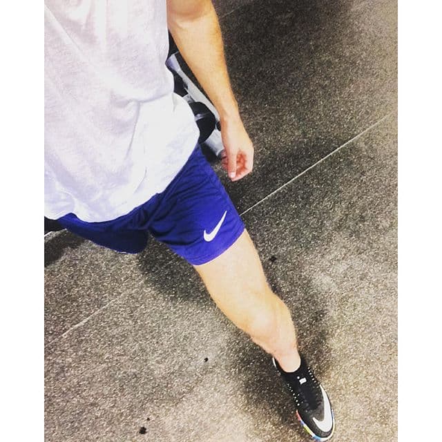 El actor dedica buena parte de su tiempo a mantener su buena condición física.