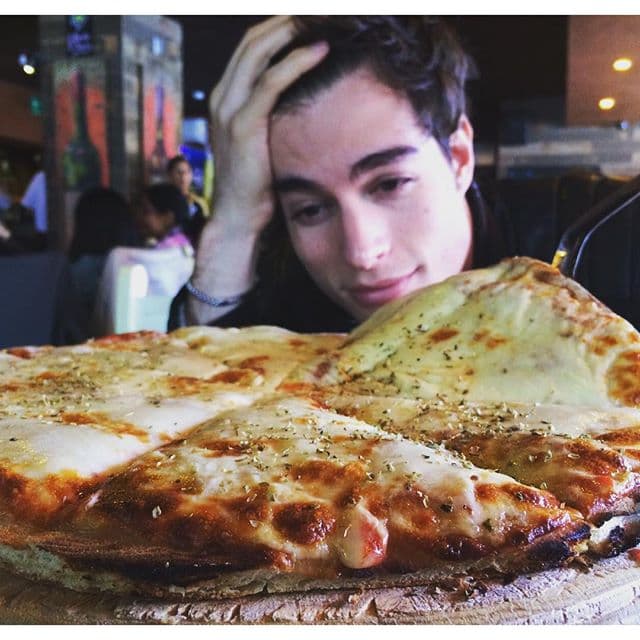 ¡Pobre Danilo cómo sufre!