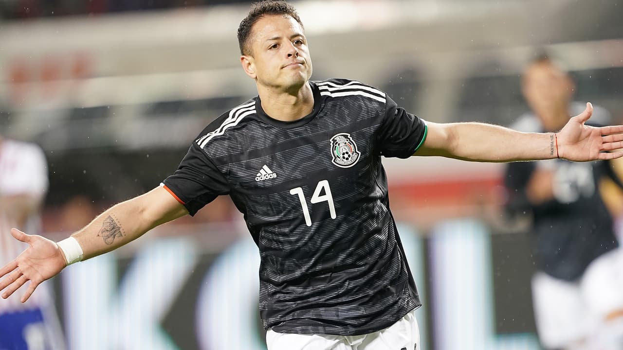 ¿Se acerca su regreso al Tri? Chicharito revela llamada con Diego Cocca