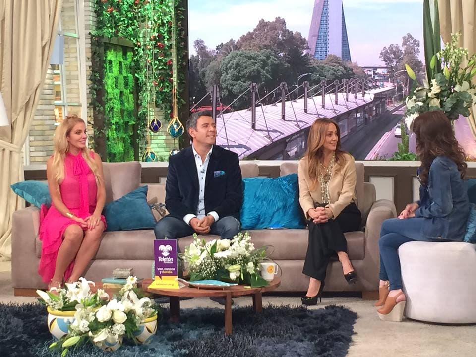 HOY estudiamos la grafología de Rocio Banquells