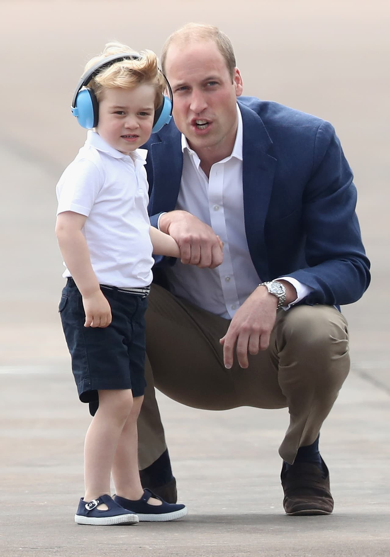 William y Kate llevan a George a una exhibición aérea militar.