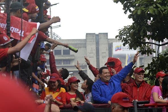 "Estamos felices, hoy jueves 4 de octubre, cerrando campaña en el valle de Caracas", afirmó el jefe de Estado, quien recordó que hoy se celebra el día de San Francisco de Asís, cuando se espera el "cordonazo", como se le conoce a las lluvias de estas fechas.
