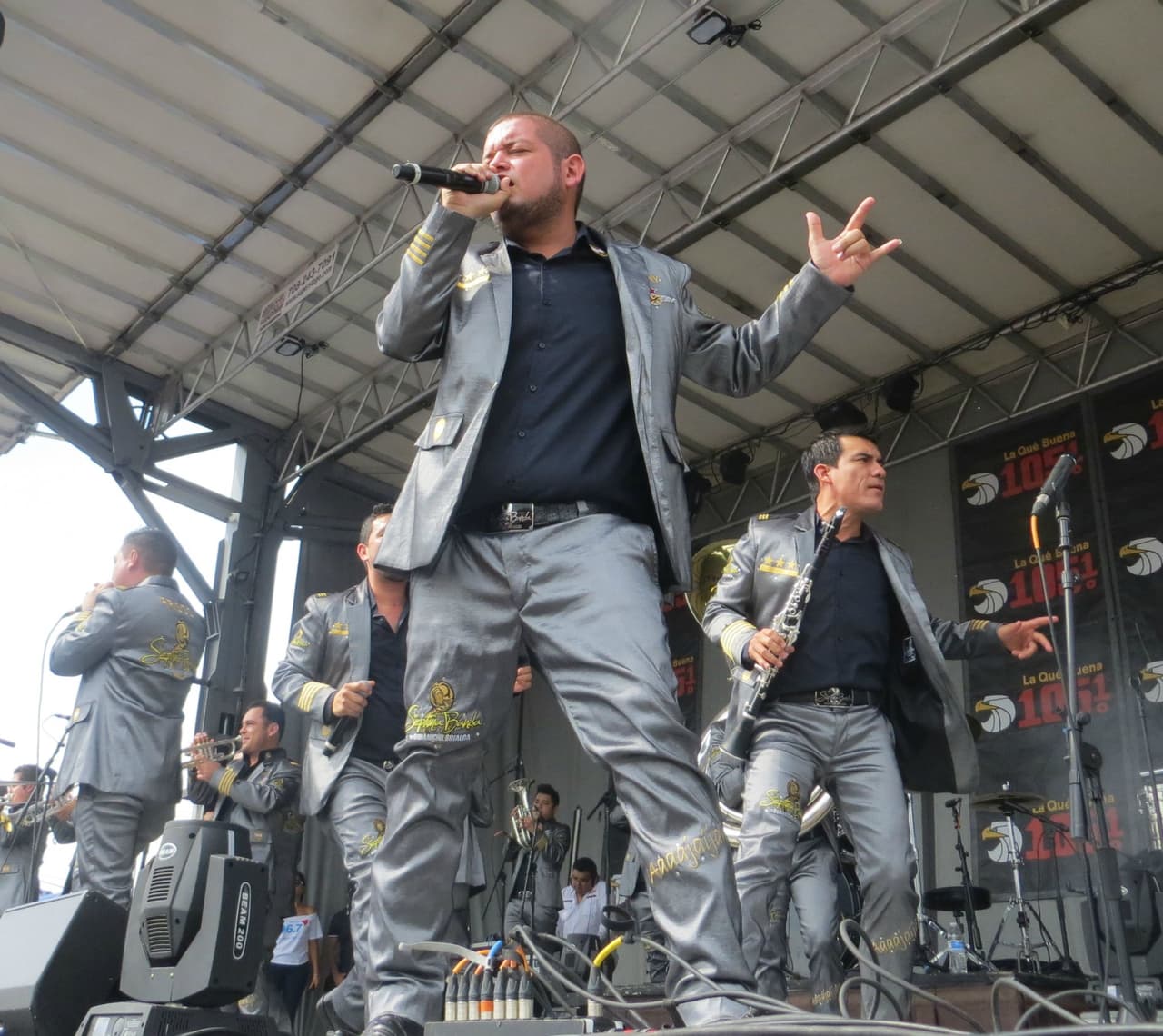 La Séptima Banda conquistó el escenario de Fiestas Patrias 2015 y puso a bailar a la ciudad de los vientos con lo mejor de su repertorio.