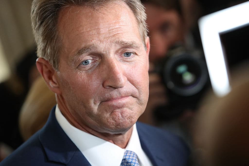 Jeff Flake, senador de Arizona, fue uno de los patrocinadores del proyecto de inmigración de 2013 que ofrecía vía a la ciudadanía a indocumentados.