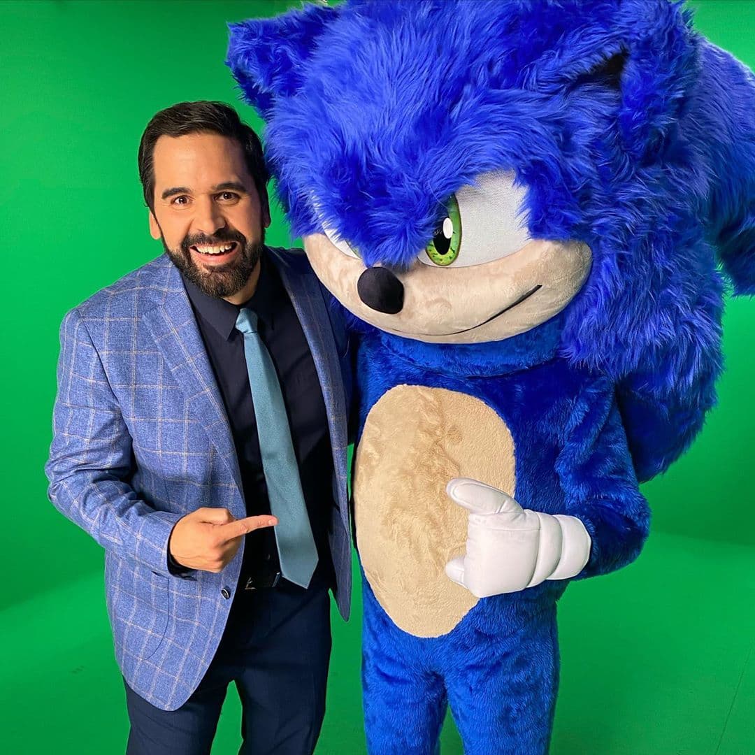 "Cuando los videojuegos de tu infancia se hacen realidad". Así celebró nuestro Albert la visita de 
<a href="https://www.univision.com/shows/despierta-america/ben-schwartz-se-divirtio-prestando-su-voz-a-sonic-en-la-pelicula-y-ahora-tambien-a-bombom-en-tv-video">Sonic</a>.