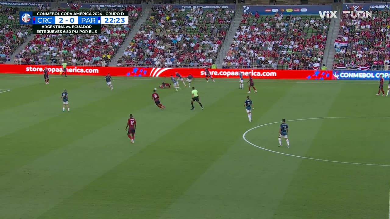 ¡TIRO ATAJADO! disparo por Julio Enciso.