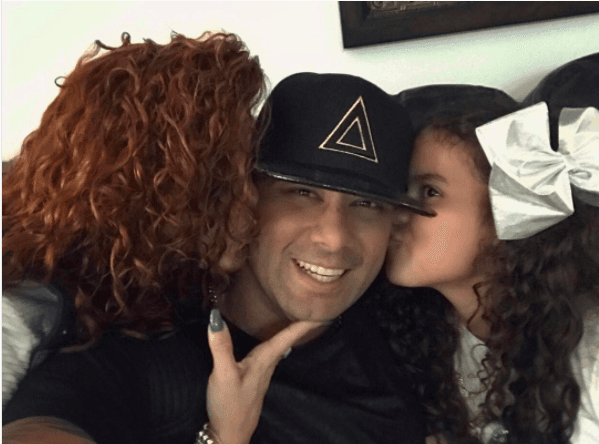 Aunque Wisin y su familia vivieron un momento complicado tras la pérdida de la pequeña Victoria en 2016, el amor que los une como familia los ha fortalecido.