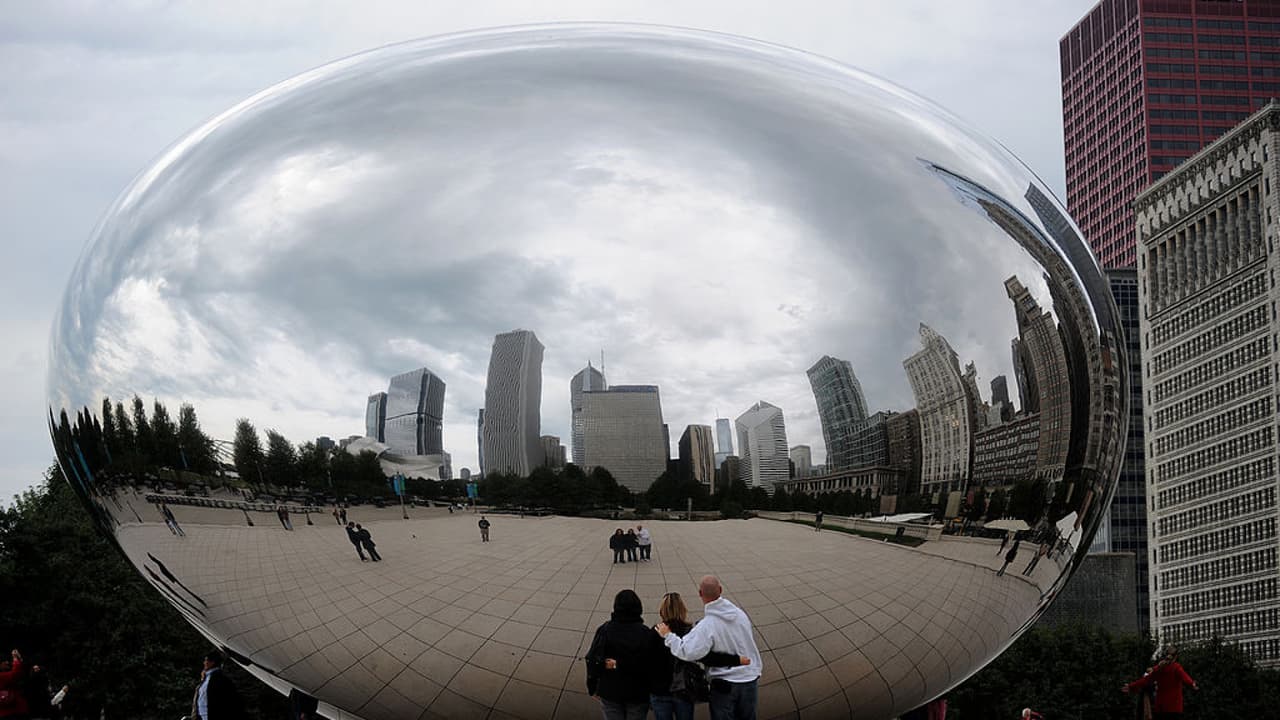 Martes fresco y nublado con leve posibilidad de lluvia ligera