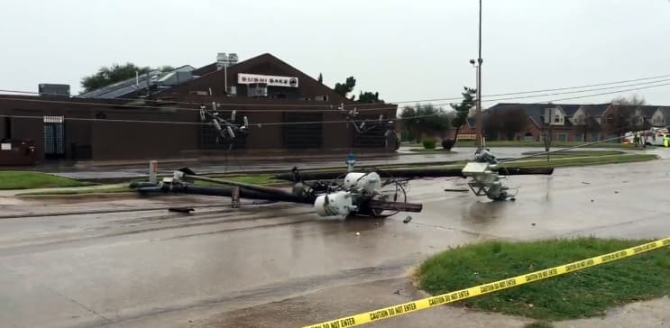 Además de granizo, inundaciones repentinas, rayos y caos vial