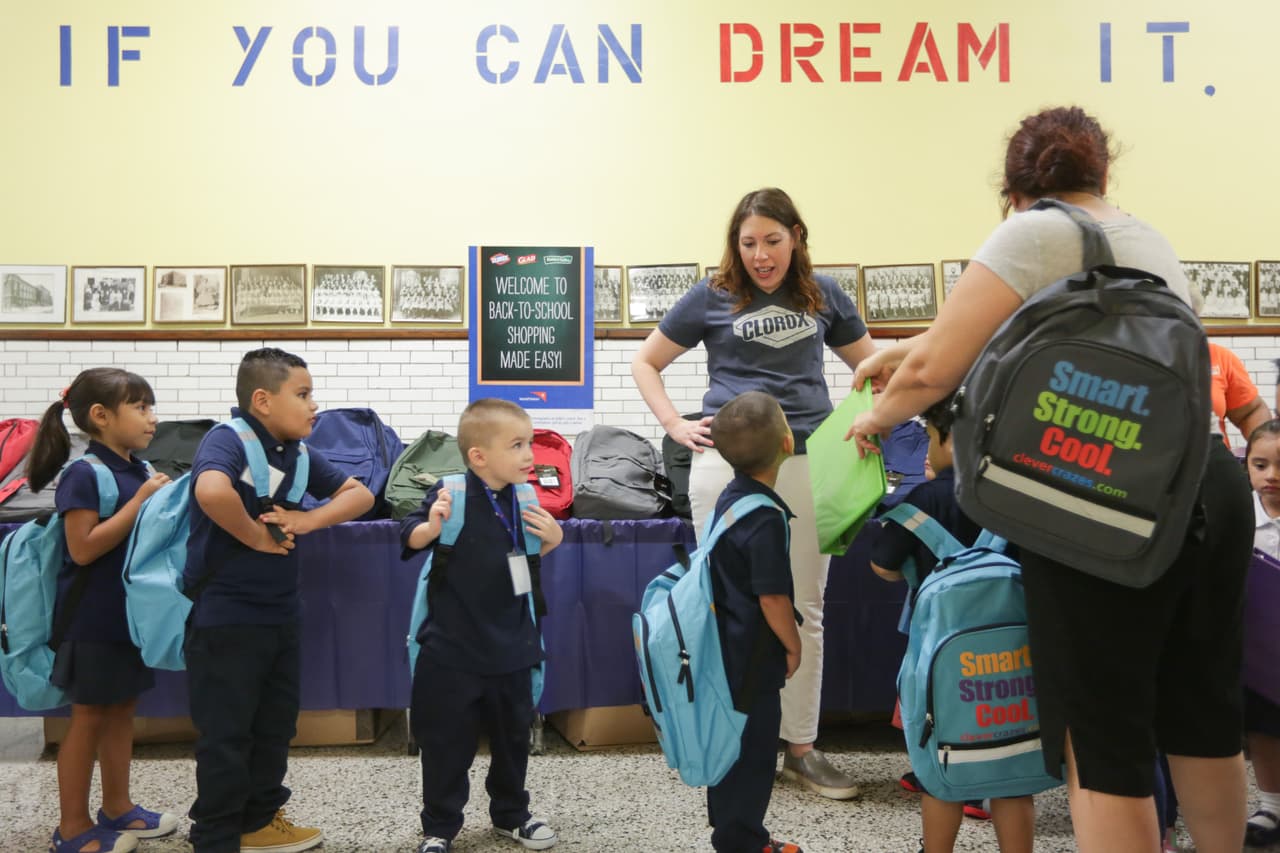 Proviso anuncia regreso a clases tras acuerdo con sindicato de maestros