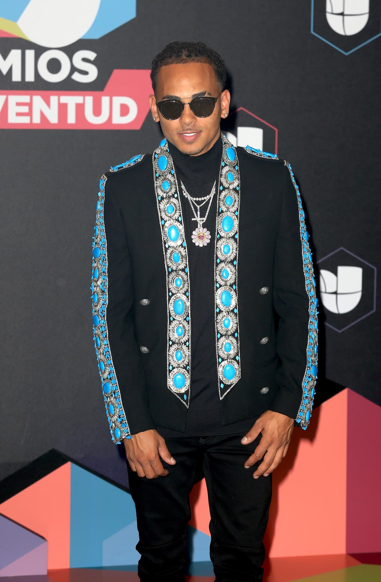 <b><a href="https://www.youtube.com/watch?v=9jI-z9QN6g8">El segundo más popular es el de ‘Te boté</a></b>’, en el cual colabora con Casper, Nio García, Darell, Jam y
<b>Bad Bunny</b>. Este cuenta con más de 1,621 millones de visitas.