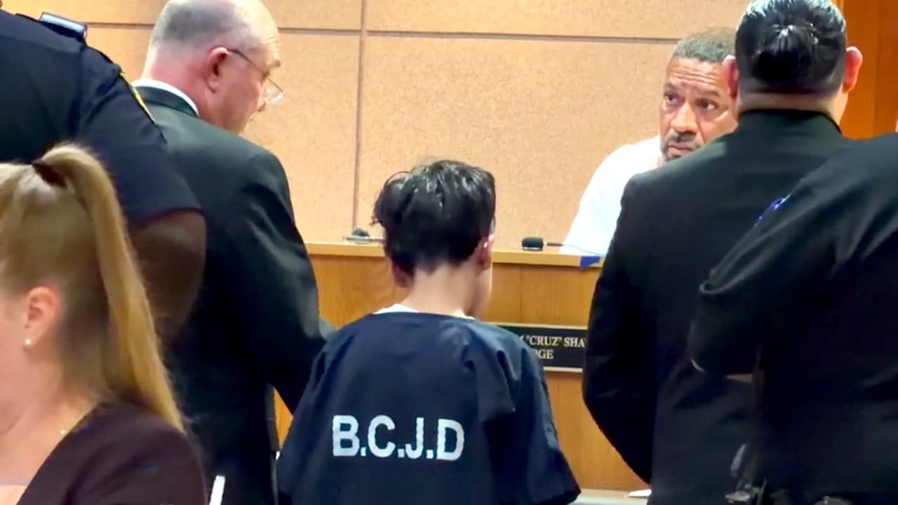 El juez William Cruz Shaw llama a frenar la ola de violencia armada entre los jóvenes de Texas