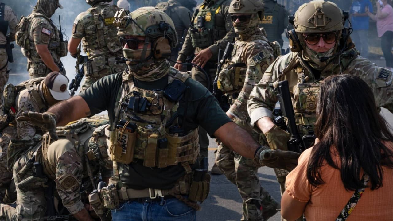 Operativo migratorio desata caos en Chicago: DHS asegura que un hombre disparó contra los agentes