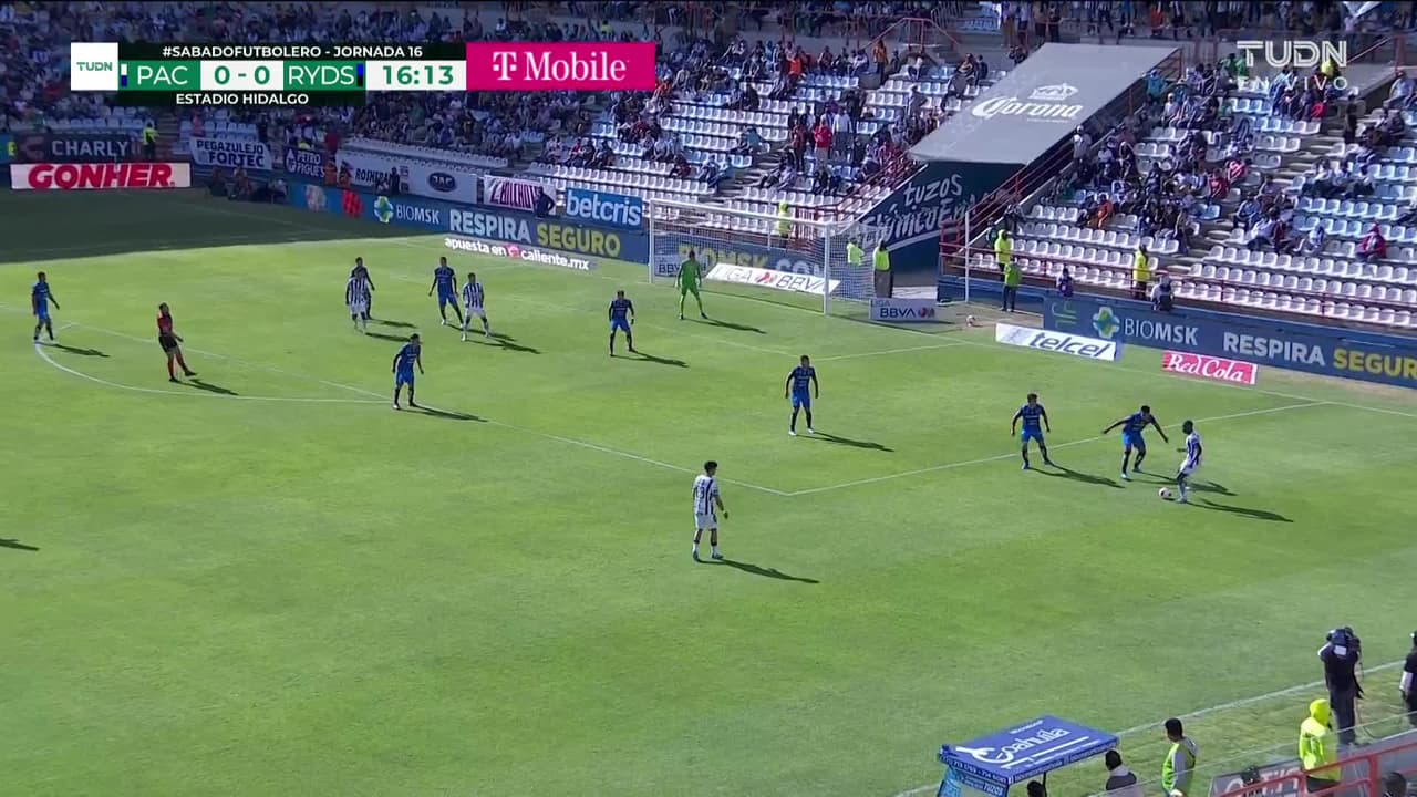 ¡GOOOL! Luis Chávez anota para Pachuca.