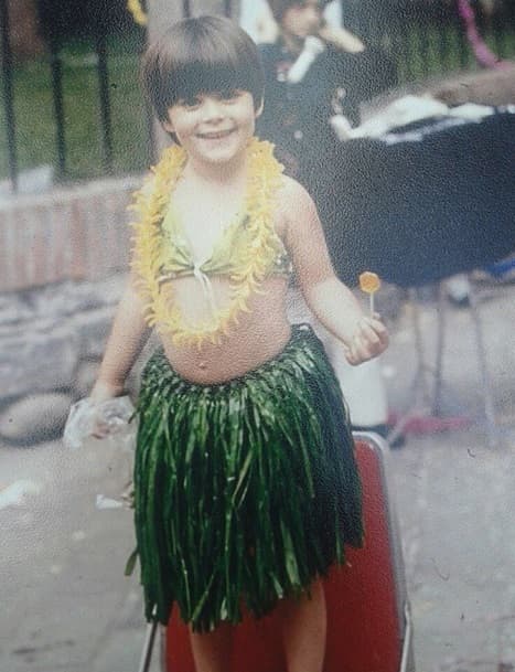 Y entre las mejores cosas que Alejandra compartió esta semana en sus redes sociales fue esta foto de cuando era pequeñita.