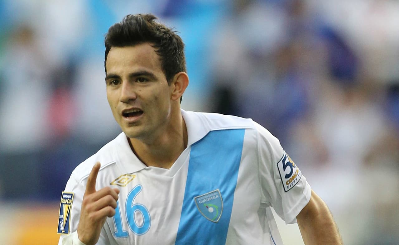 Marco Pappa de Seattle Sounders anota en el Clásico Centroamericano