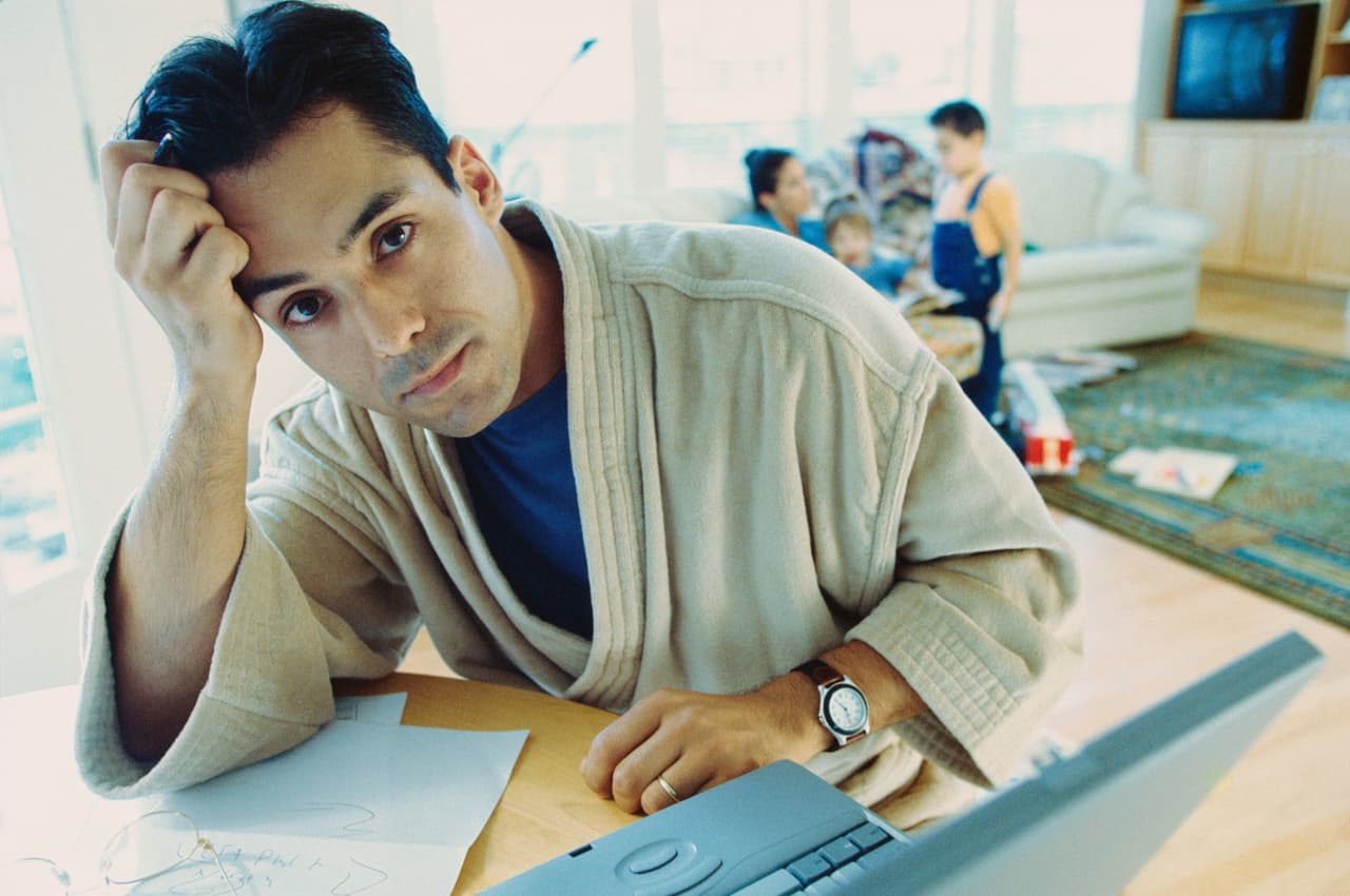 14. Informa tus preocupaciones. Si tu pequeño tiene problemas con el aprendizaje, los profesores, otro estudiante, algún administrador o cualquier otra persona, informa a la escuela de inmediato.