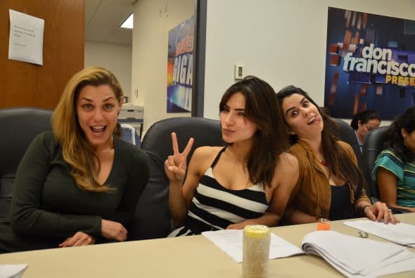 Para muestra basta una imagen. Definitivamente la seriedad no se les da a nuestras modelos, por eso son tan especiales.