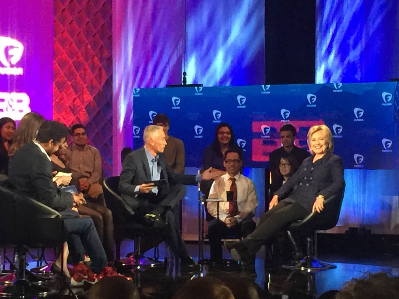 Cristóbal Alex: Tres puntos claves para Latinos, de los candidatos demócratas