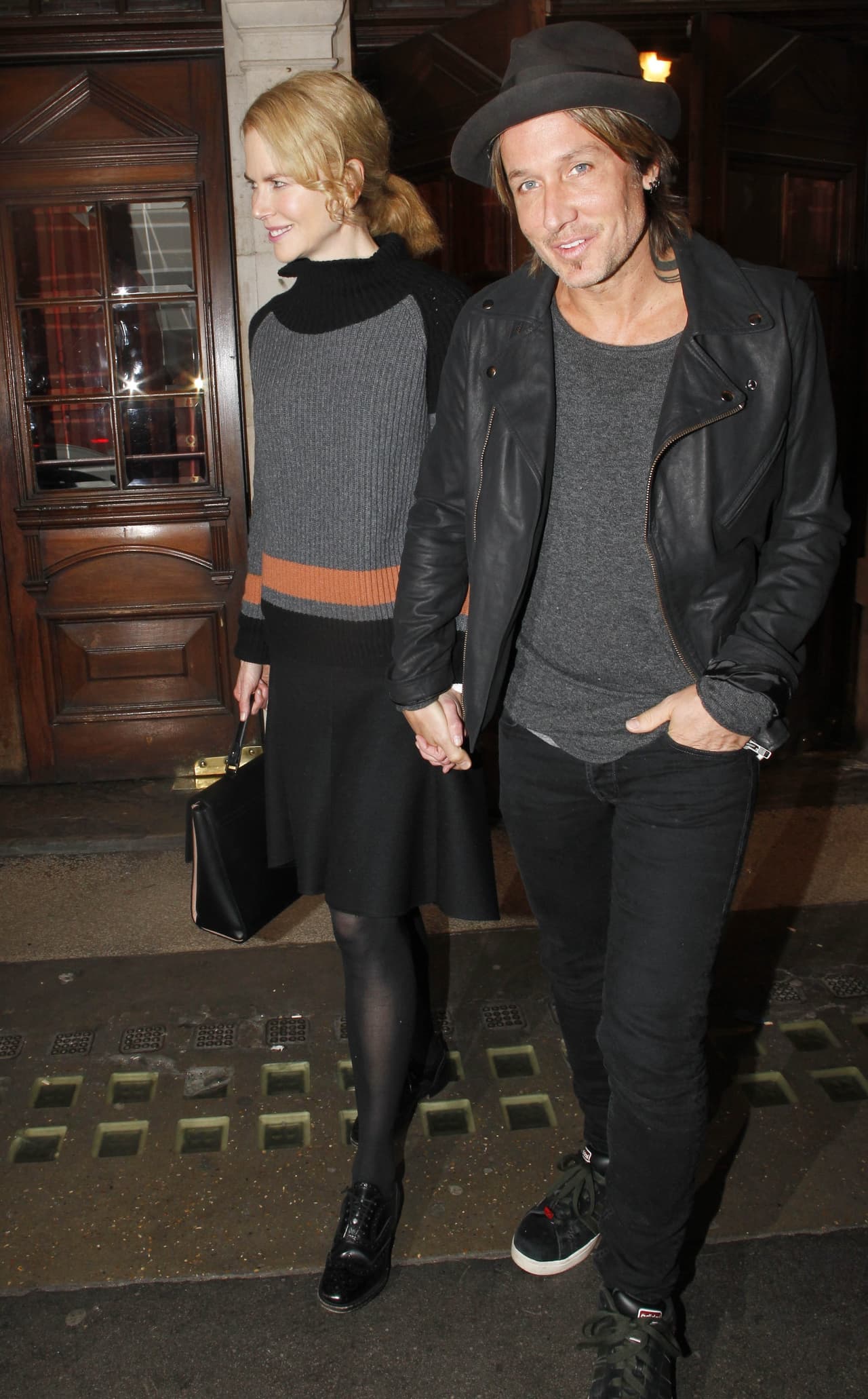 Y a Keith, ¿no le pidieron nada?