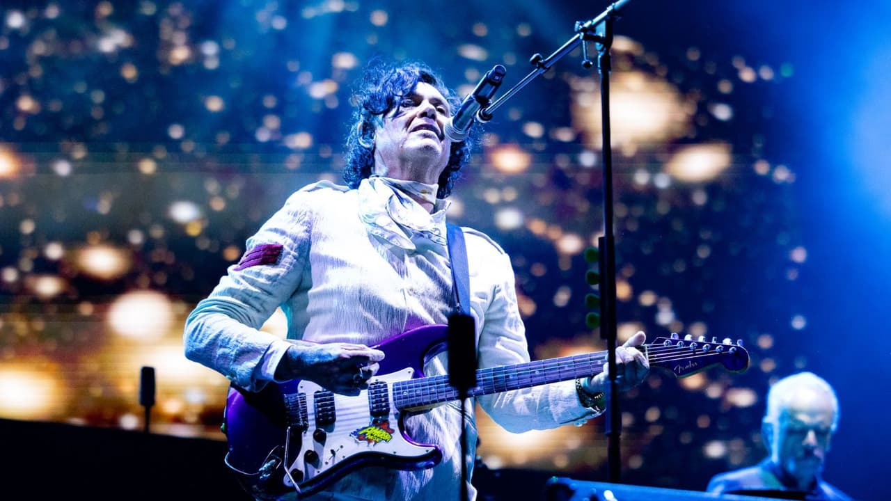 <b>La noche de Bésame Mucho 2024 cerró por todo lo alto</b> cuando los integrantes de Caifanes subieron al escenario. De esta manera, 
<b>la banda con una trayectoria de éxitos en México y Latinoamérica celebró la música</b>.