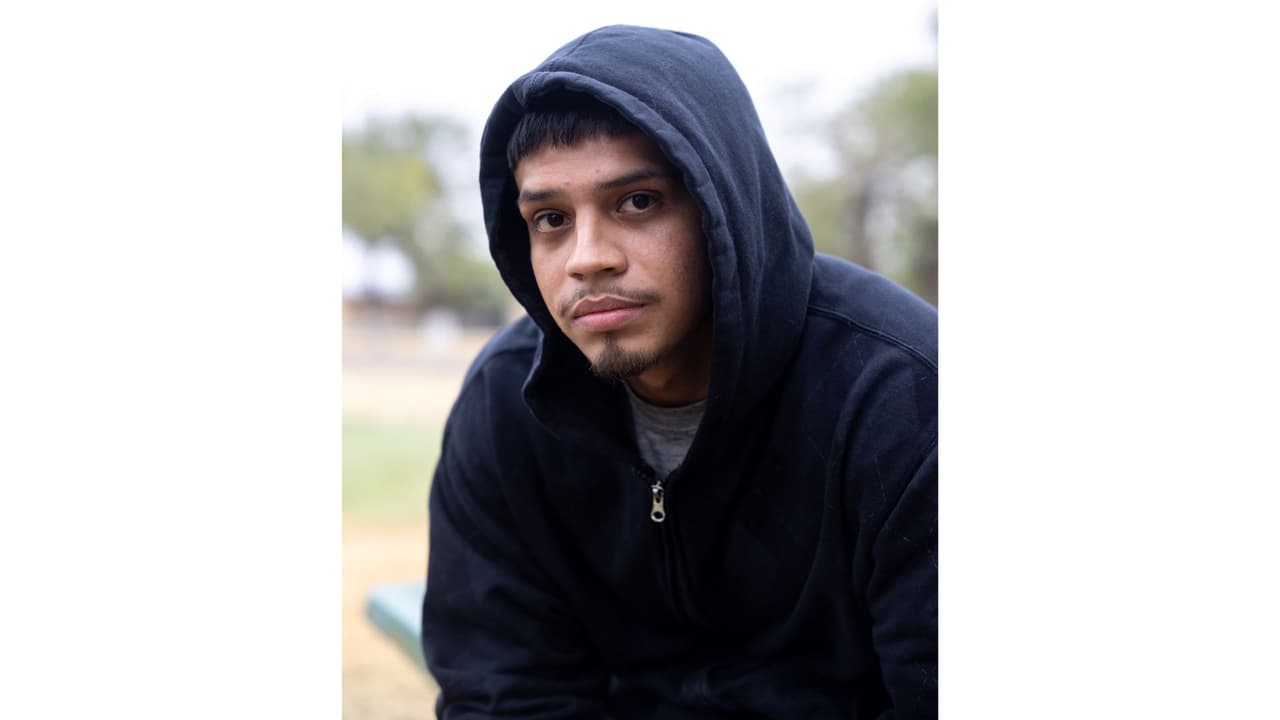 Fernando Padron, 27 años, padre de familia y sin antecedentes penales, fue fichado por el tribunal del condado Maverick, en Eagle Pass.