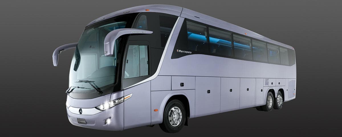 El Paradiso 1350 lleva un motor de seis cilindros y 428 caballos de fuerza a 2,000 revoluciones por minuto. Su torque es de 1,550 libras-pie. Su transmisión se opera a través de una caja ZF Astronic de 12 velocidades. Sus frenos son neumáticos, de disco en todas las ruedas con ABS.