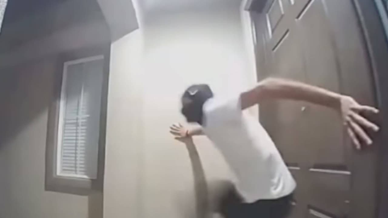 Policía advierte sobre peligroso reto de adolescentes golpeando puertas en Elk Grove y Chico