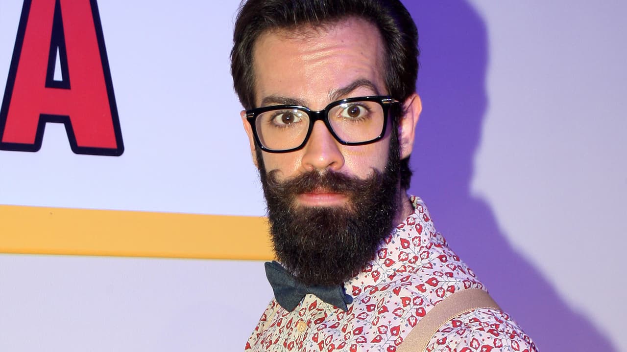 Es metódico, obsesivo y buen amigo.