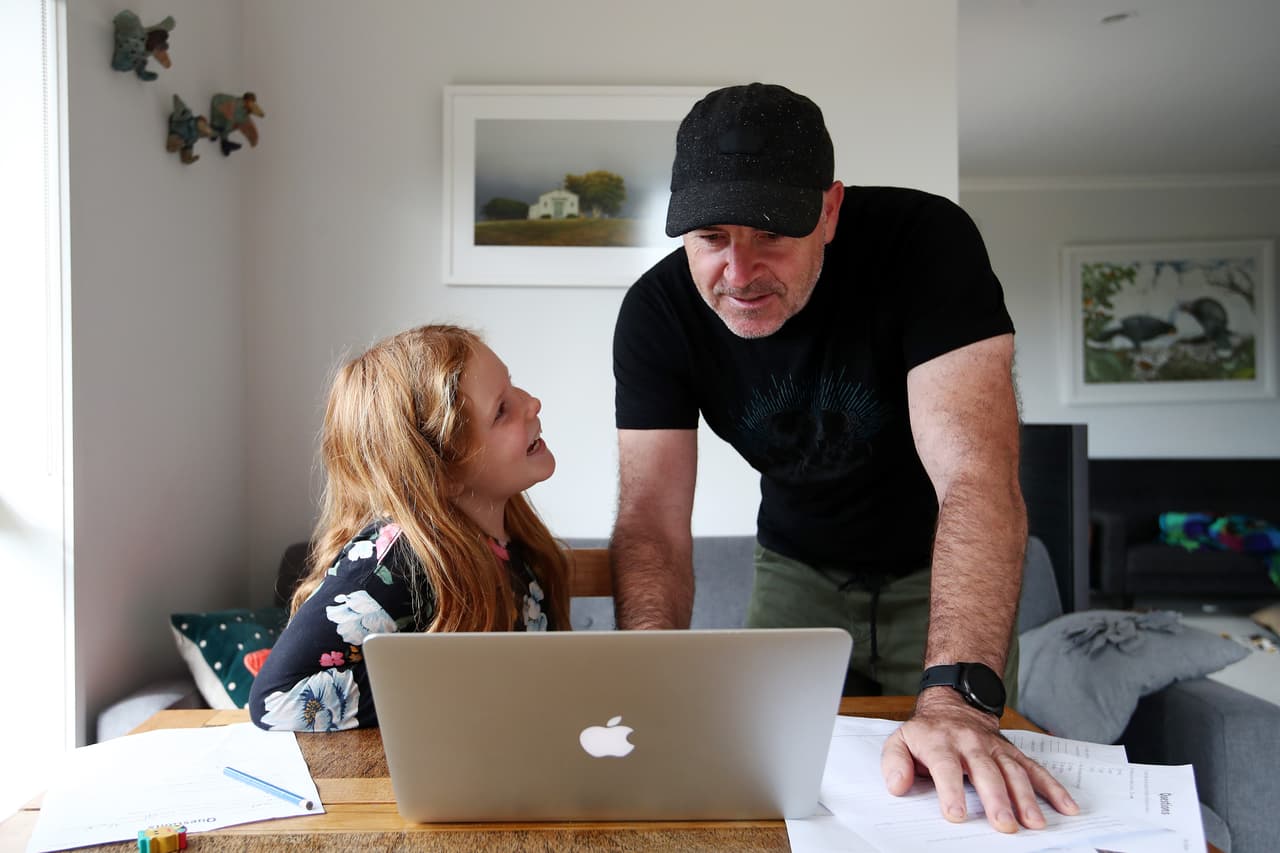 Alentarán a los empleadores a continuar con las políticas de trabajo remoto. (Fase 1)
<br>