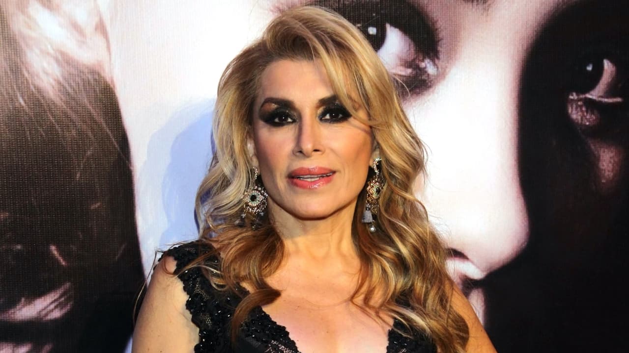 Muere cantante Dulce a los 69 años